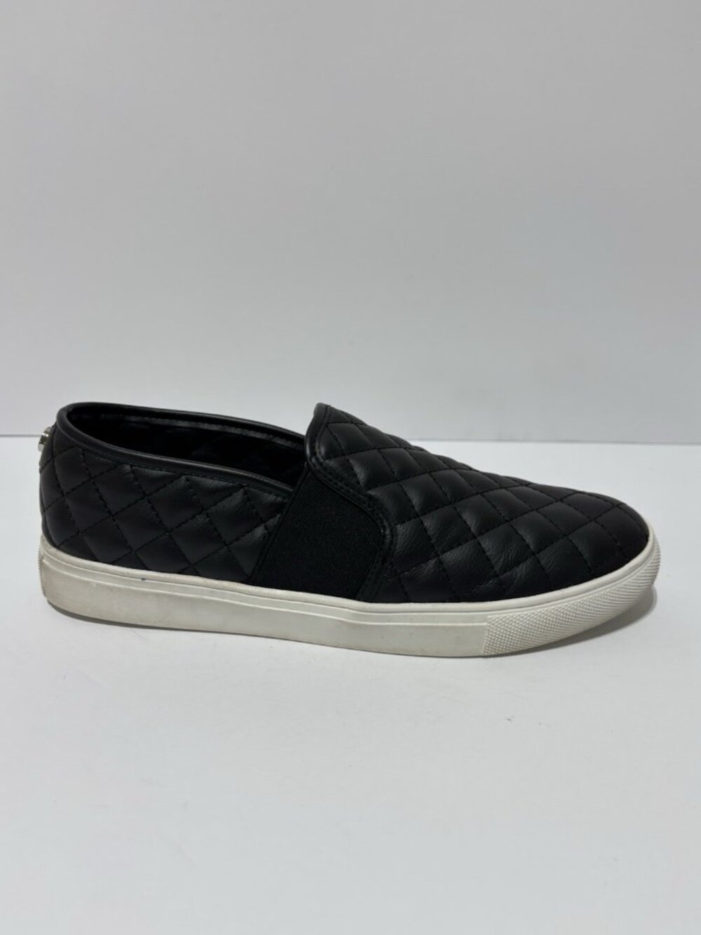 Steve Madden Women’s Ennore Black Slip-On Shoes, Size 10 M